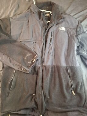 The North Face Men’s Black Fleece Jacket - Zip Front